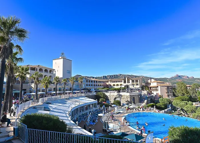 아파트 Le Belvedere R4 320 By Interhome