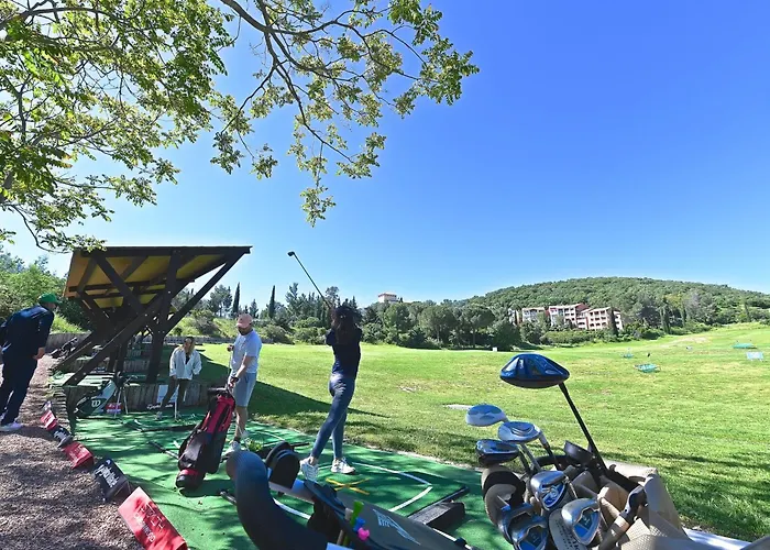 Apartment Le Belvedere R4 320 By Interhome Saint-Raphaël